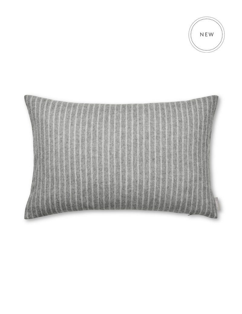 Elvang Denmark Stripes Kissenbezug 40x60 cm Cushion Grey